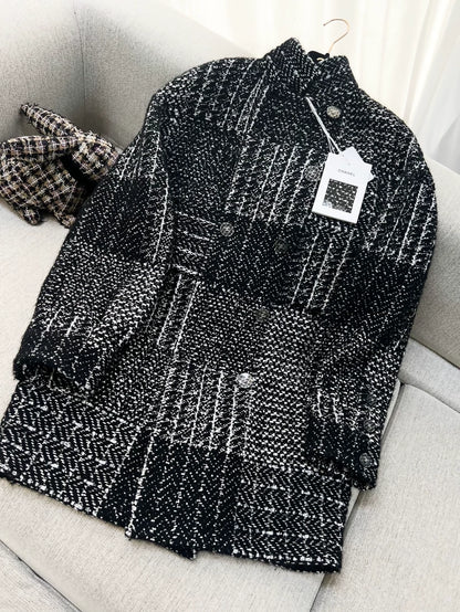 Chanel 21k black and white tweed long coat