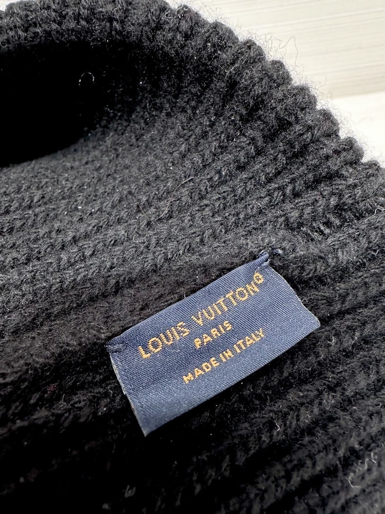 LV black logo embroidered wool beanie, unisex, 100% wool,