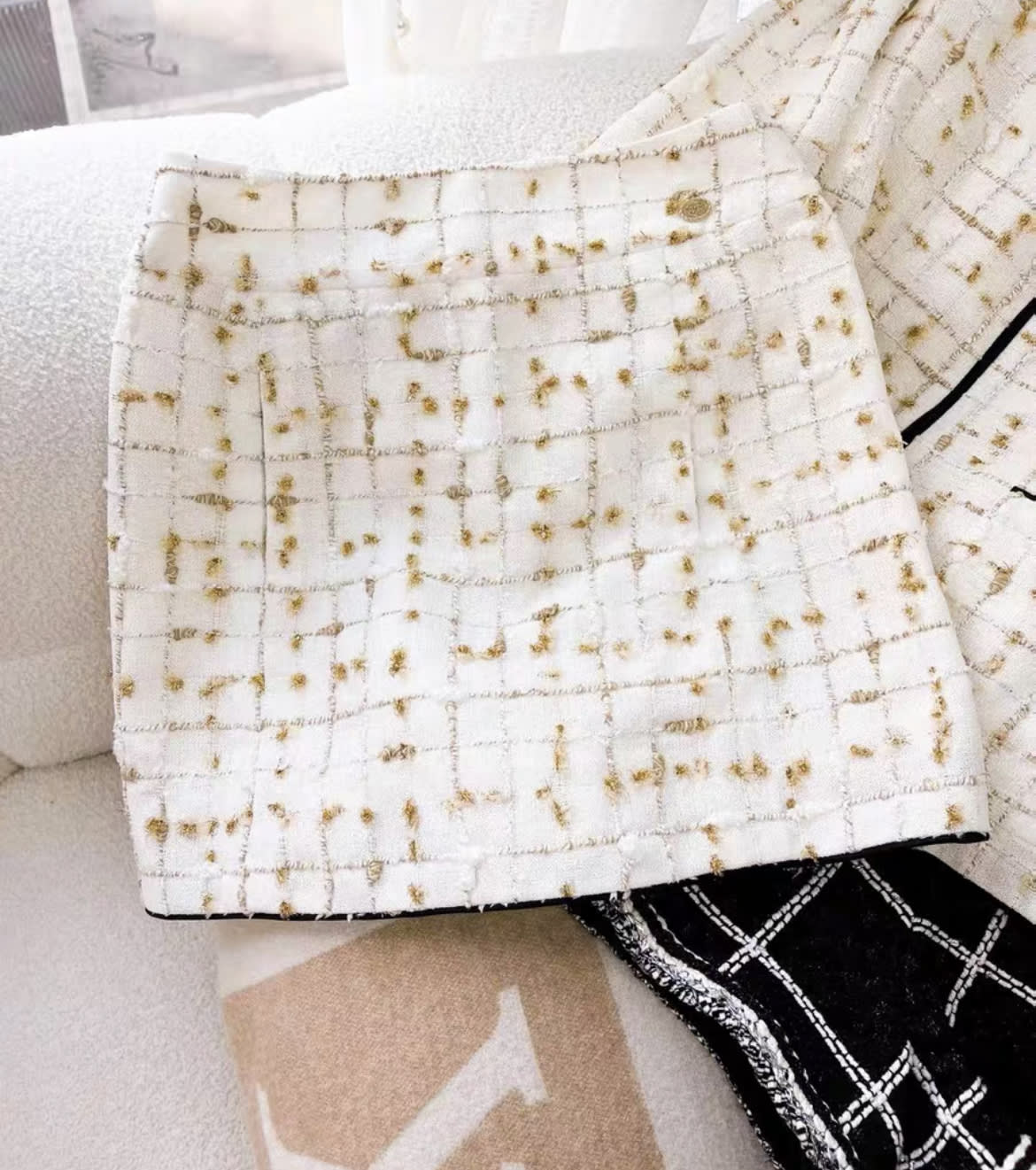 Chanel 19SS jacket and skirt set 36FR – Wararni.com