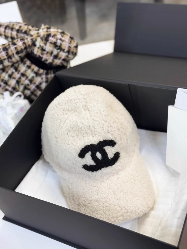 Chanel 25b off-white and black double C logo shearling baseball cap