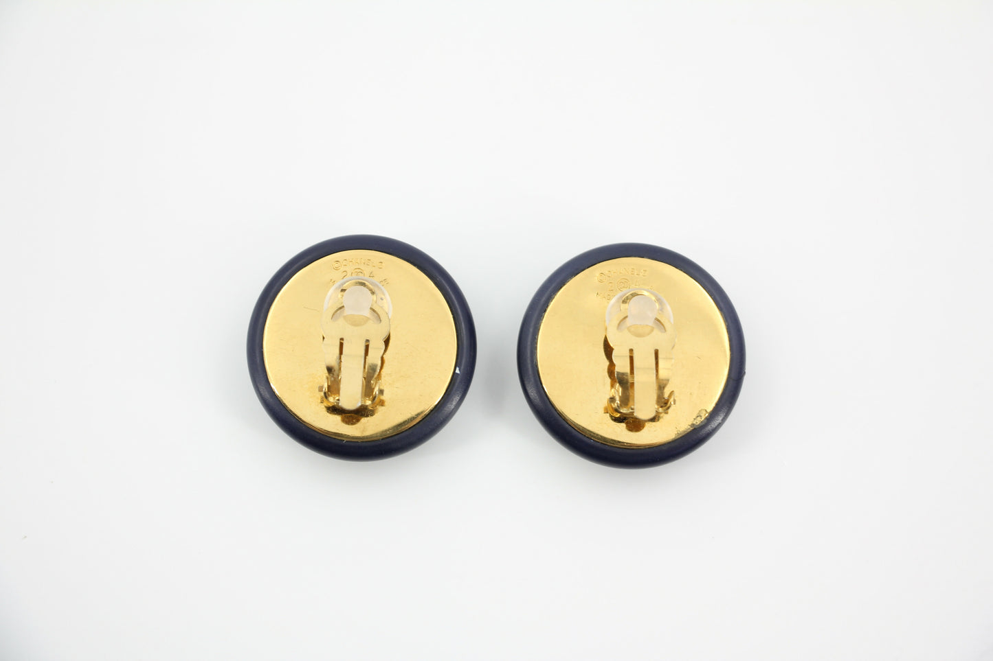 Chanel Vintage 87 Resin Navy Blue CC Logo Large Round Clip-on Earrings