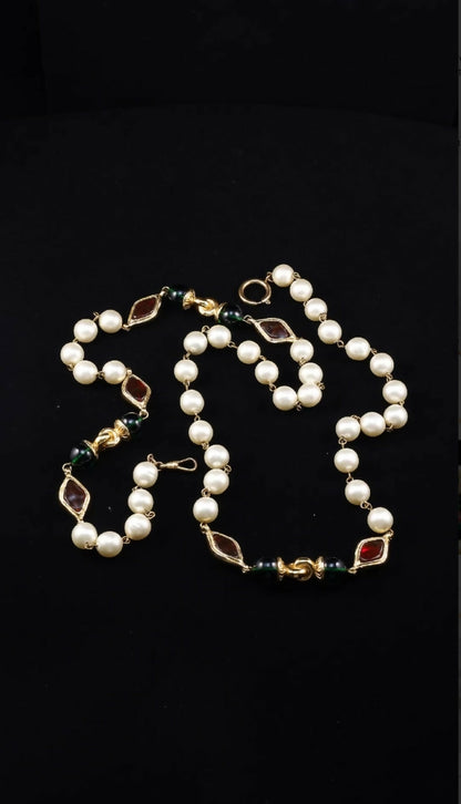 Chanel red and green glass pearl necklace