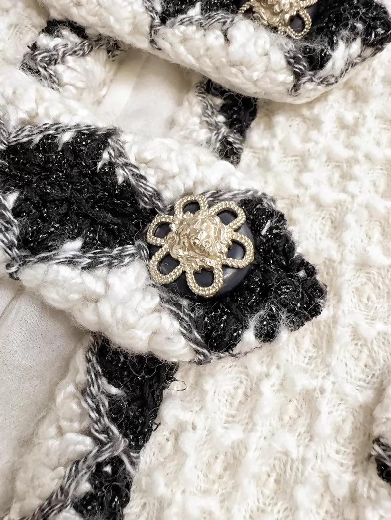 Chanel 2014 Off-White Embossed Lion Head Button Four-Pocket Wool Jacket