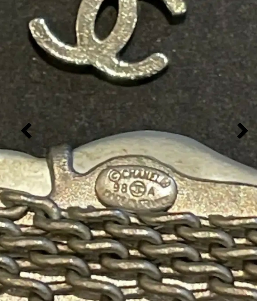 Chanel Vintage 98A Silver Plated Metal Mesh Mother-of-pearl Camellia Flower Choker