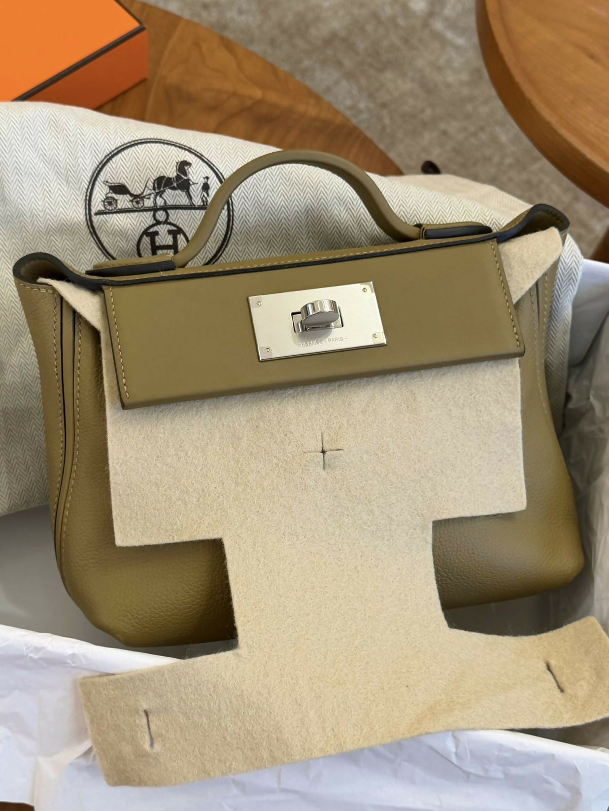 Hermès 24/24 Mini Chai / Biscuit Swift Leather with Hardware G Stamp