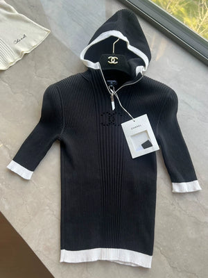 Chanel 25C black hooded T-shirt