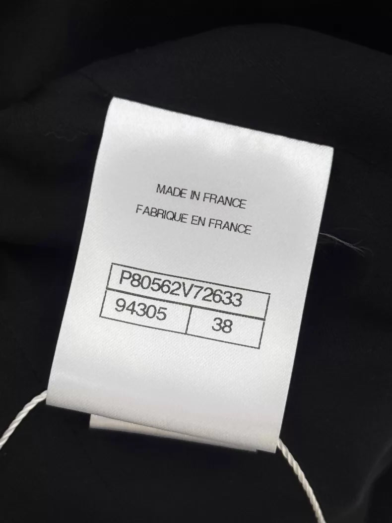 Chanel 25K Black tweed coat with Silver gold details
