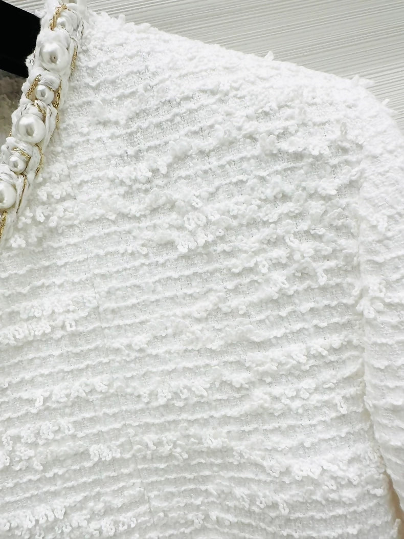Chanel 25p white tweed jacket