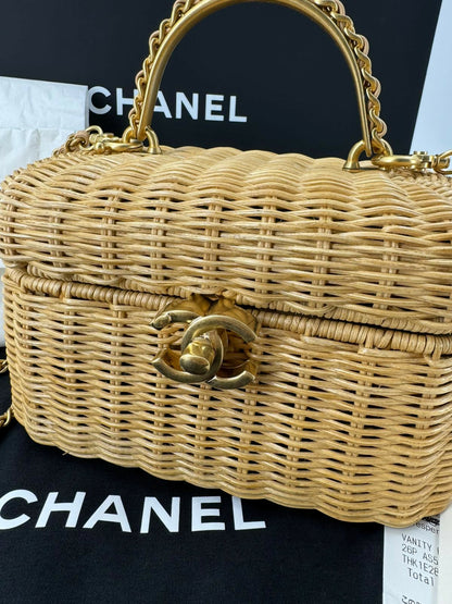 Chanel Cruise 2025/26 Braided Rattan & Gold-Tone Metal Beige Vanity Case