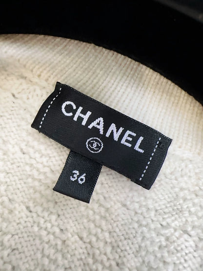 Chanel 23B off-white classic leather cashmere knit cardigan