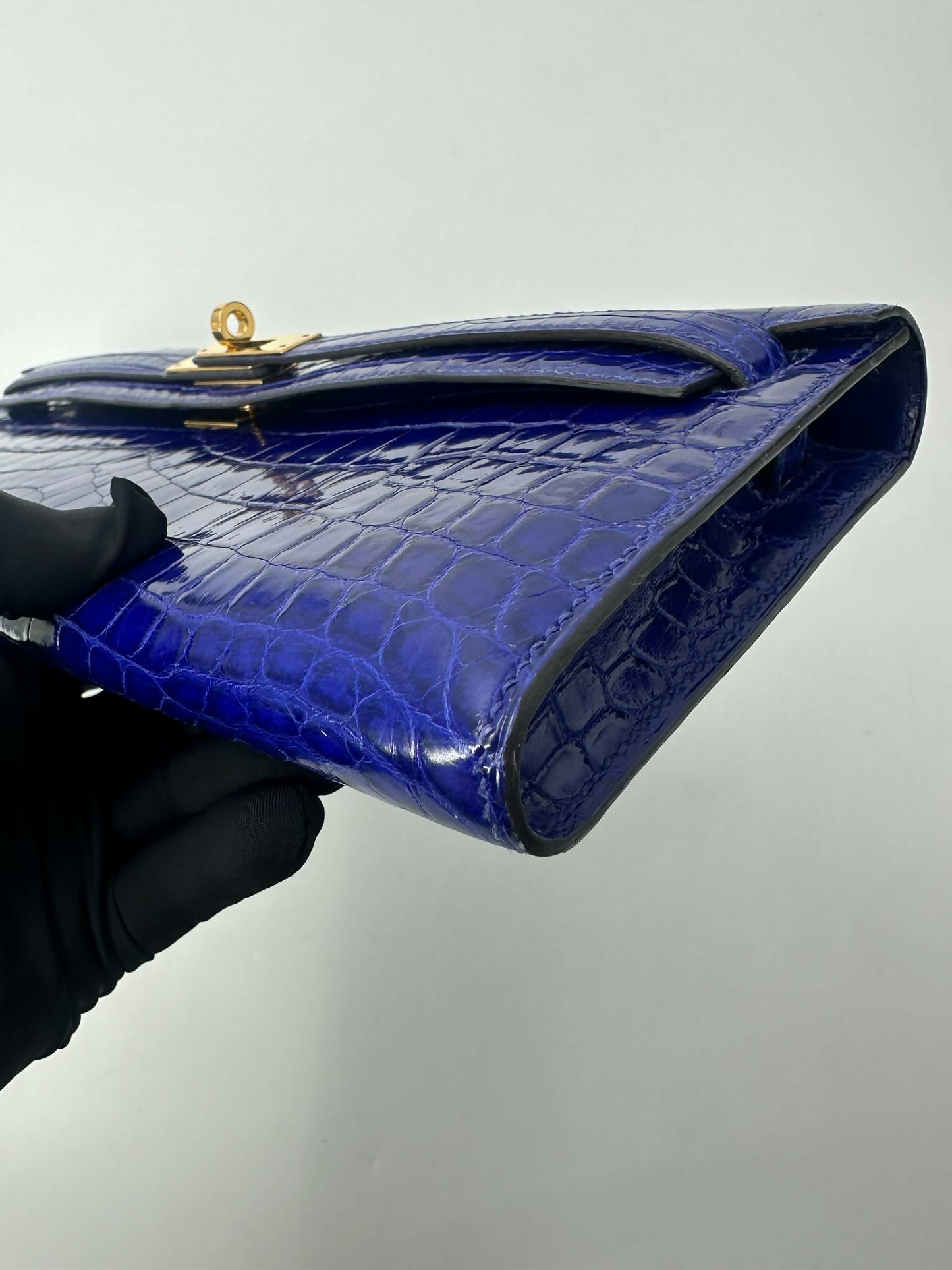 Hermès Kelly Cut 7T Bleu Électrique Crocodile Niloticus Lisse gold hardware