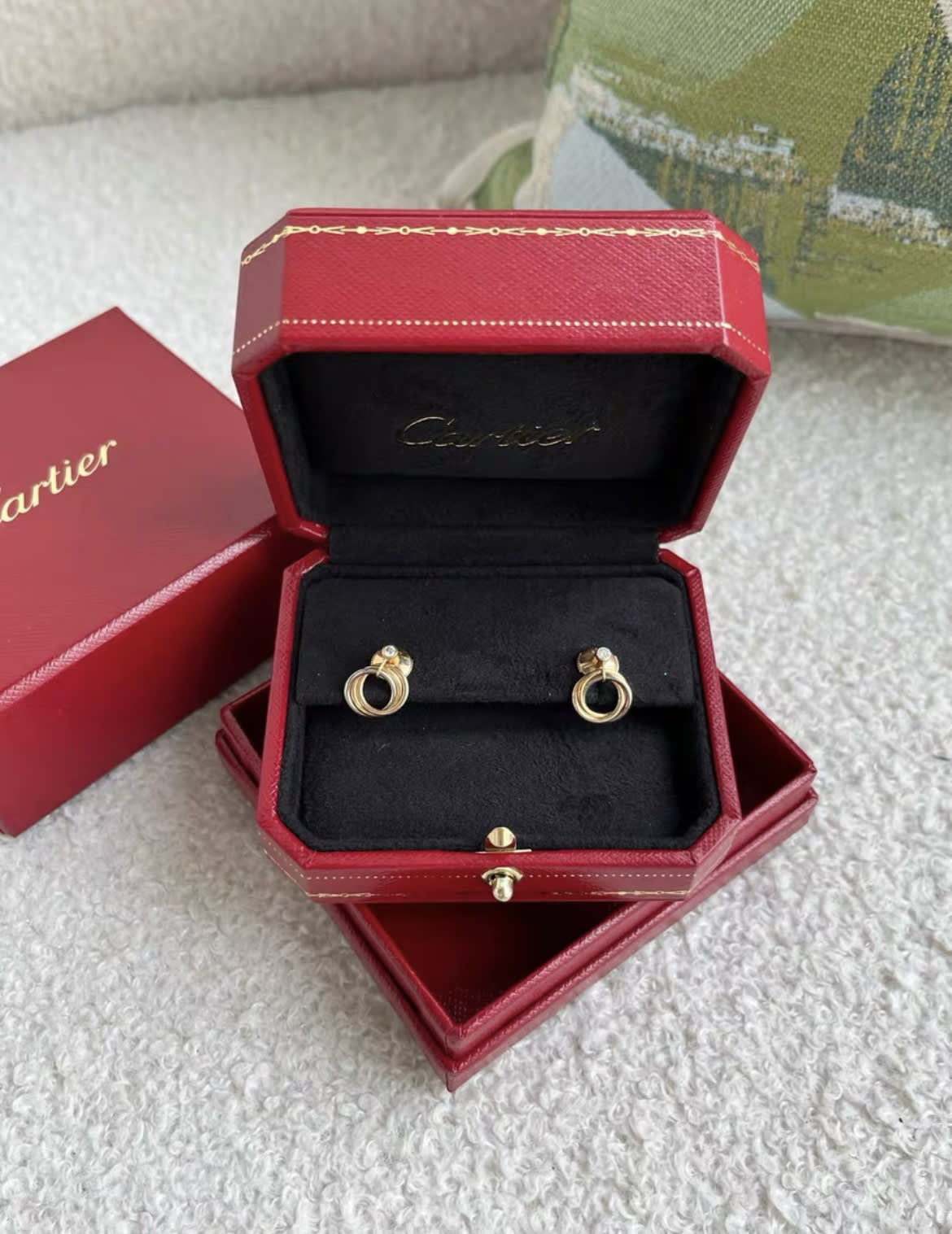 Cartier CARTIER TRINITY EARRINGS  WHITE GOLD, YELLOW GOLD, ROSE GOLD, DIAMONDS - Small High Jewellery - Vintage fashion from Wararni