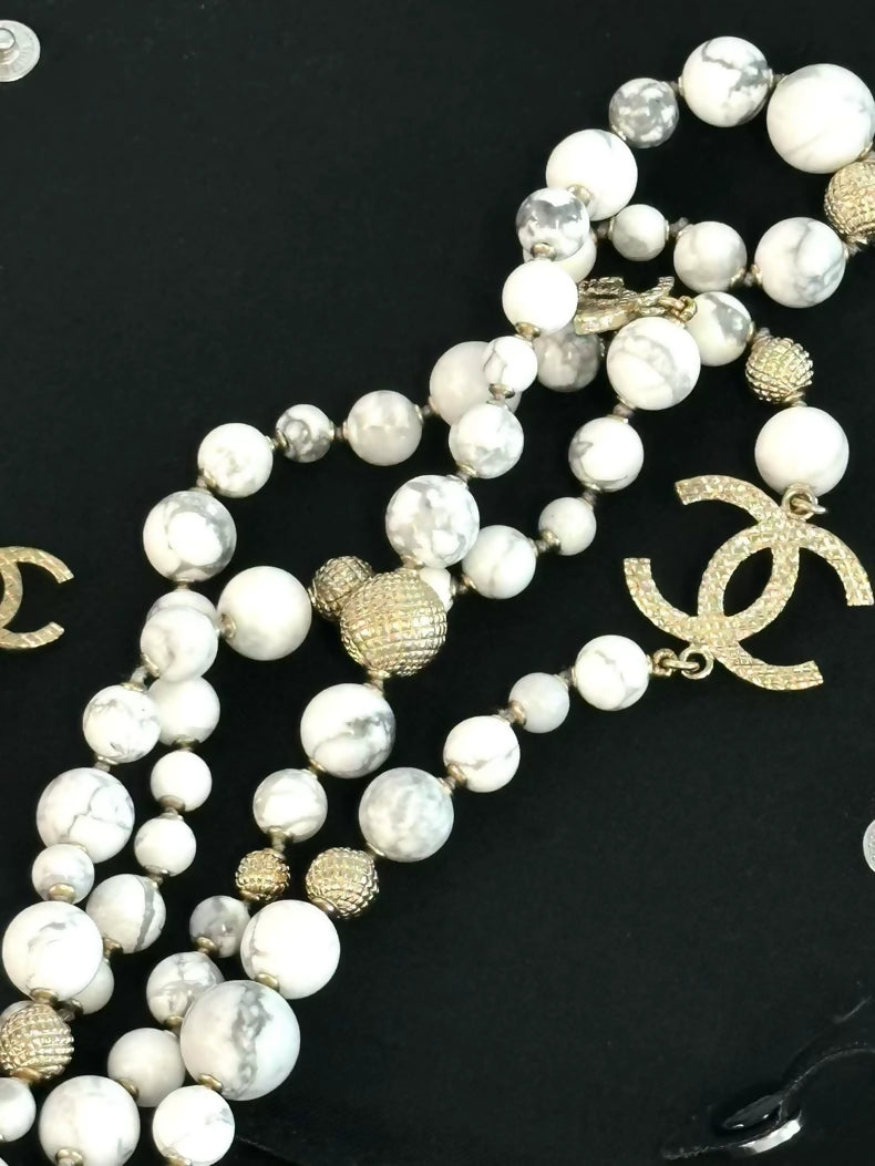 Chanel 16A necklace marble pearls