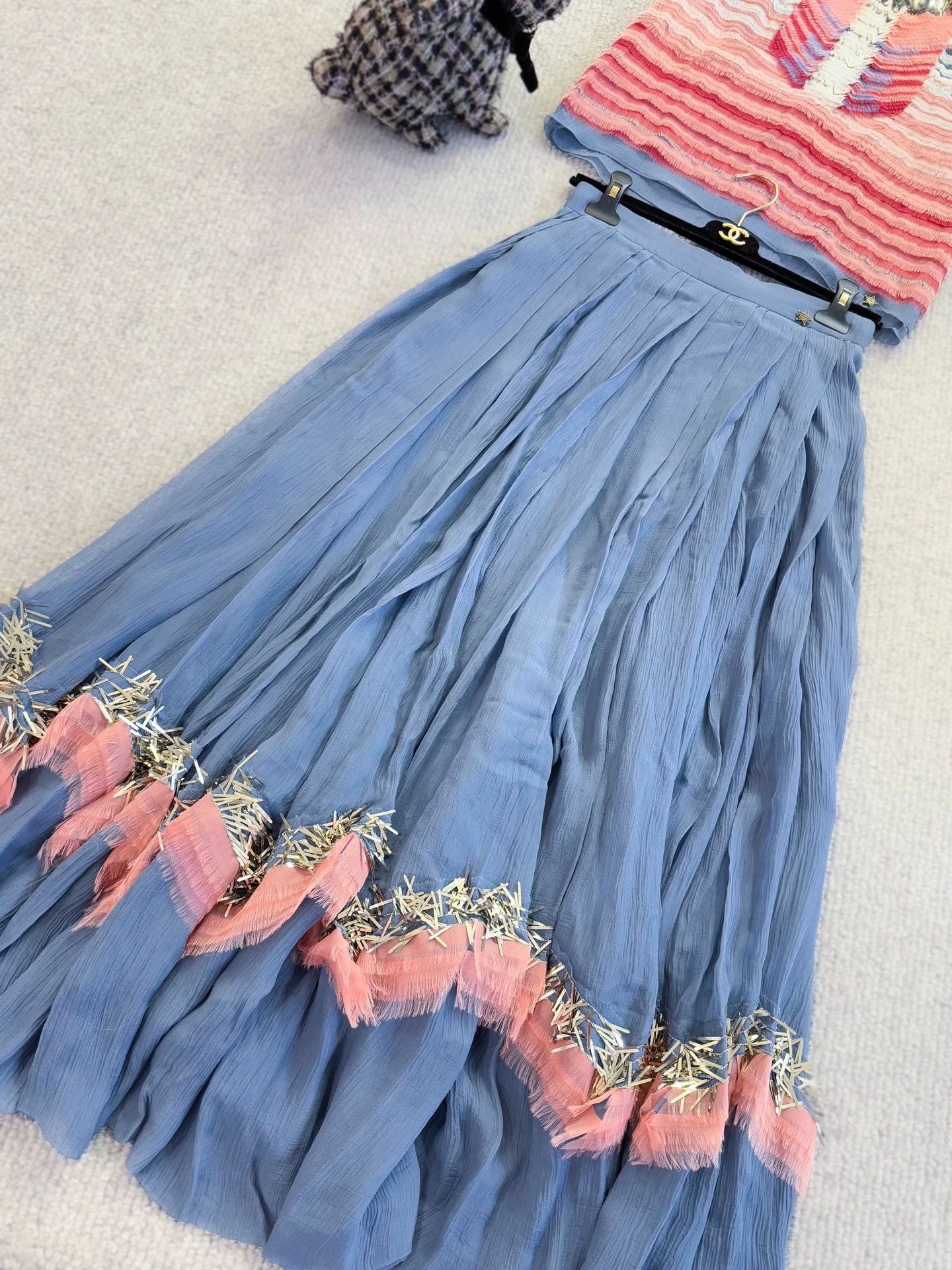 Chanel 2014 Paris Dallas runway Pink Blue silk top and skirt