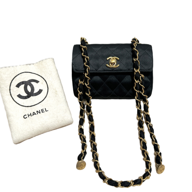 CHANEL Chanel Vintage 1986 1988 Cf Black Gold Mini 14 Little Golden Bean Handbag - Onesize handbag - Used fashion item from Wararni