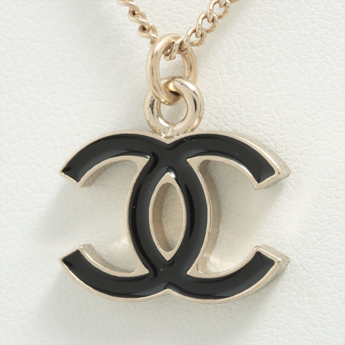 CHANEL Chanel Cc Logo Necklace - Onesize Fashion Jewellery - Used fashion item from Wararni