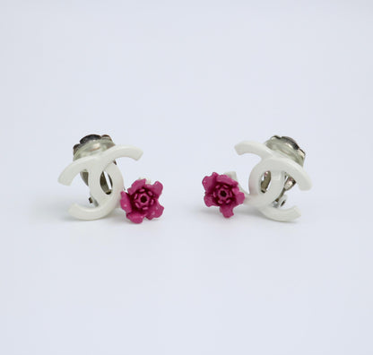 Chanel Vintage 04P Resin Pink Flower Earrings