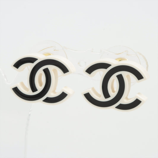 CHANEL Chanel Cc Logo 2022 Premium Resin Earrings - Onesize Fashion Jewellery - Secondhand luxury from Wararni