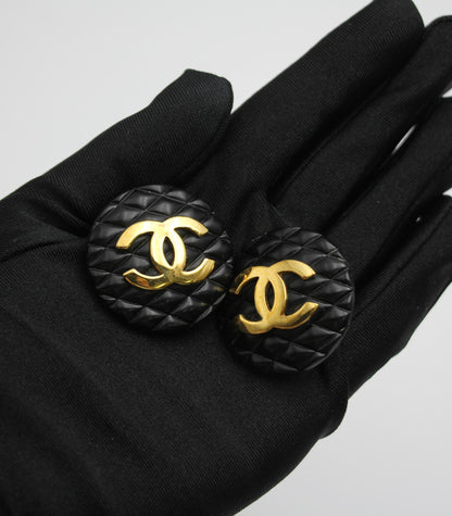 Chanel Vintage 91 Resin Rhombus Shape Bright Black Gold Large Earrings