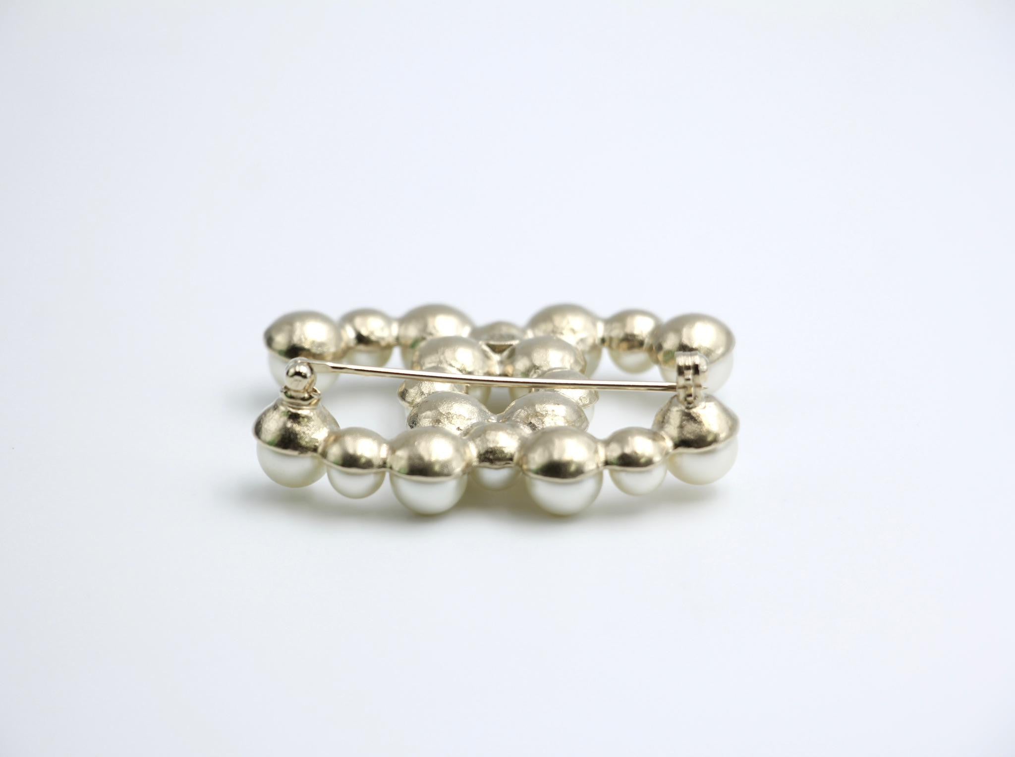 Chanel 13S Imitation Pearl Cc Brooch G Dragon Same Style – Wararni.com
