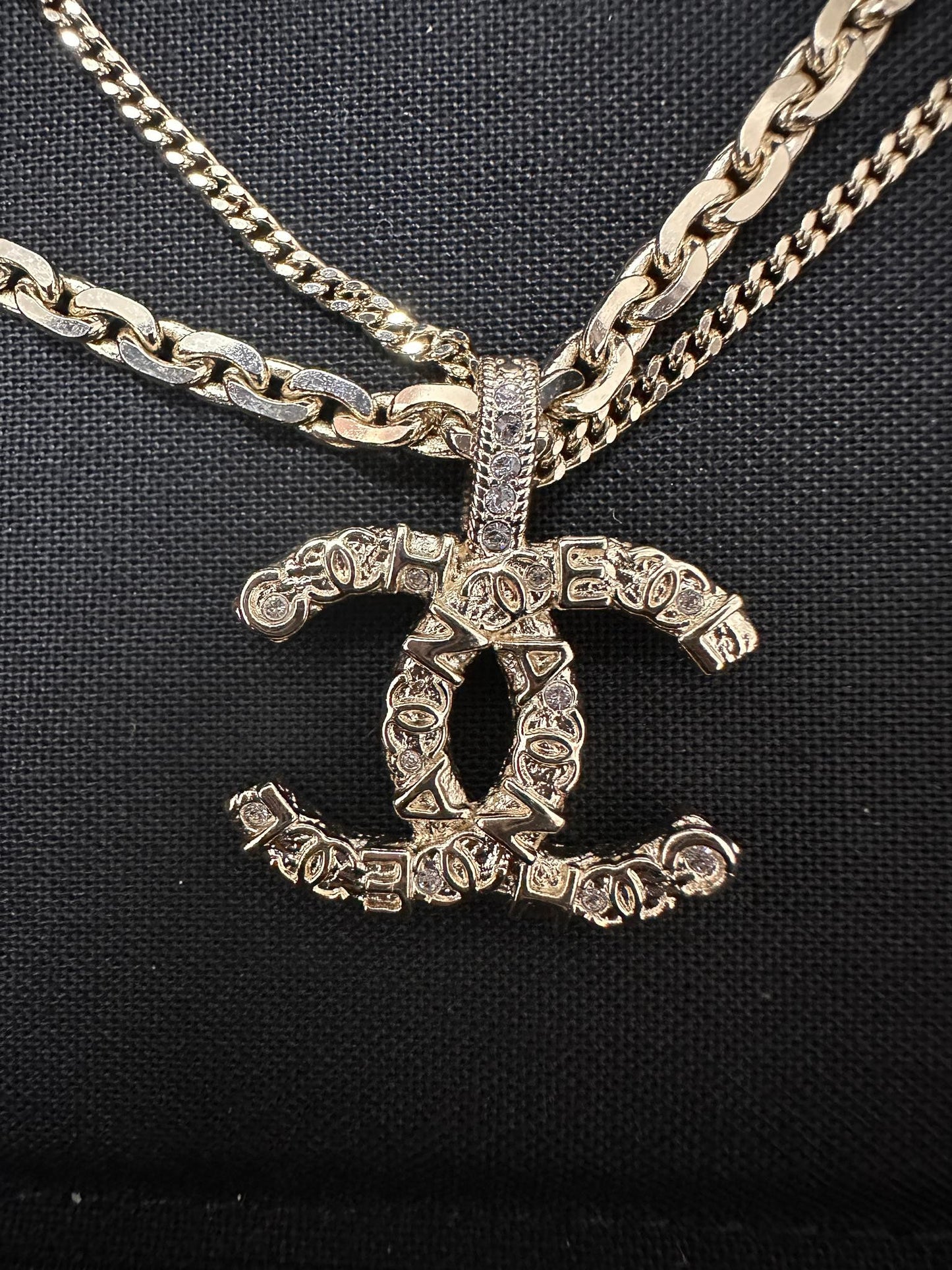 Chanel 21P Metal Double Layer Embossed Necklace