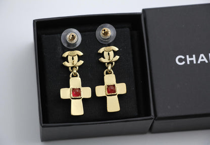 Chanel Vintage 02P Green And Red Glass Gold-Plated Cross Earrings