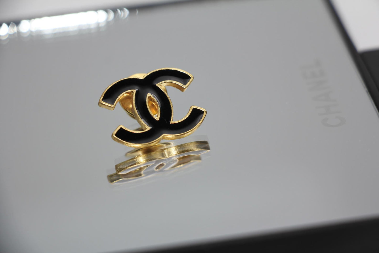 Chanel Vintage 02A Enamel Classic Cc Brooch