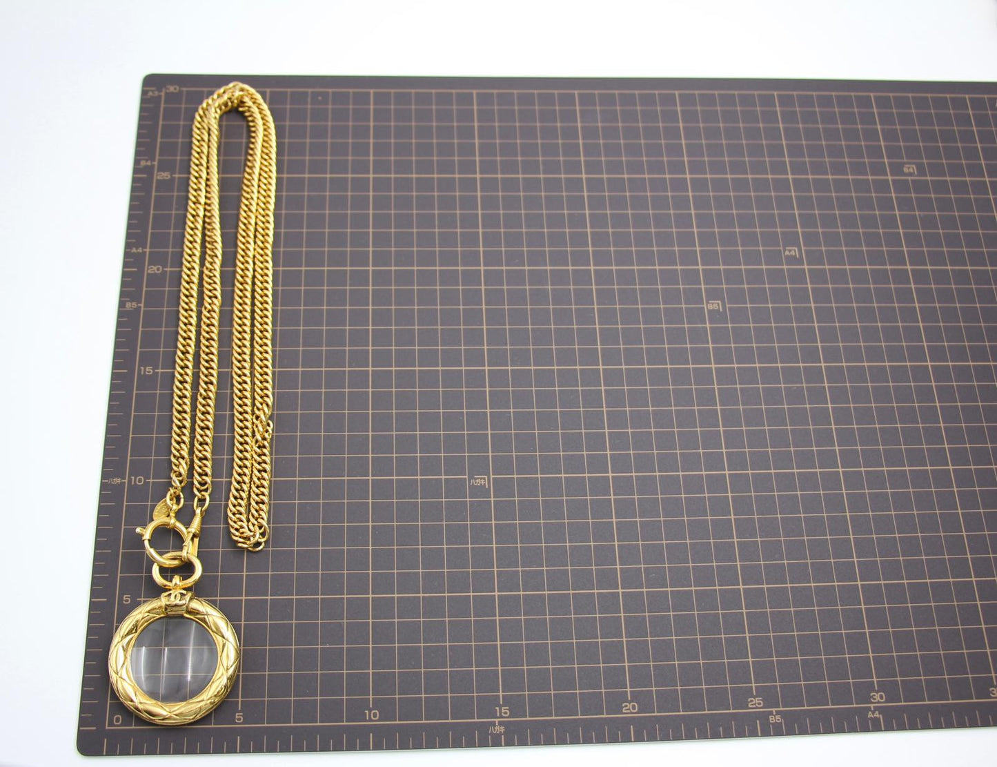 Chanel Vintage 81 85 Gold-Plated Glass Mirror Long Necklace