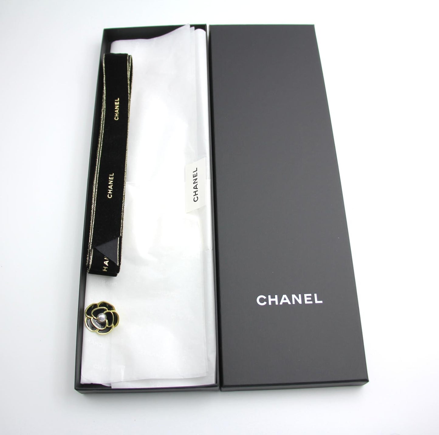 Chanel 100 Silk Twilly Cc Mark Scarf In Black