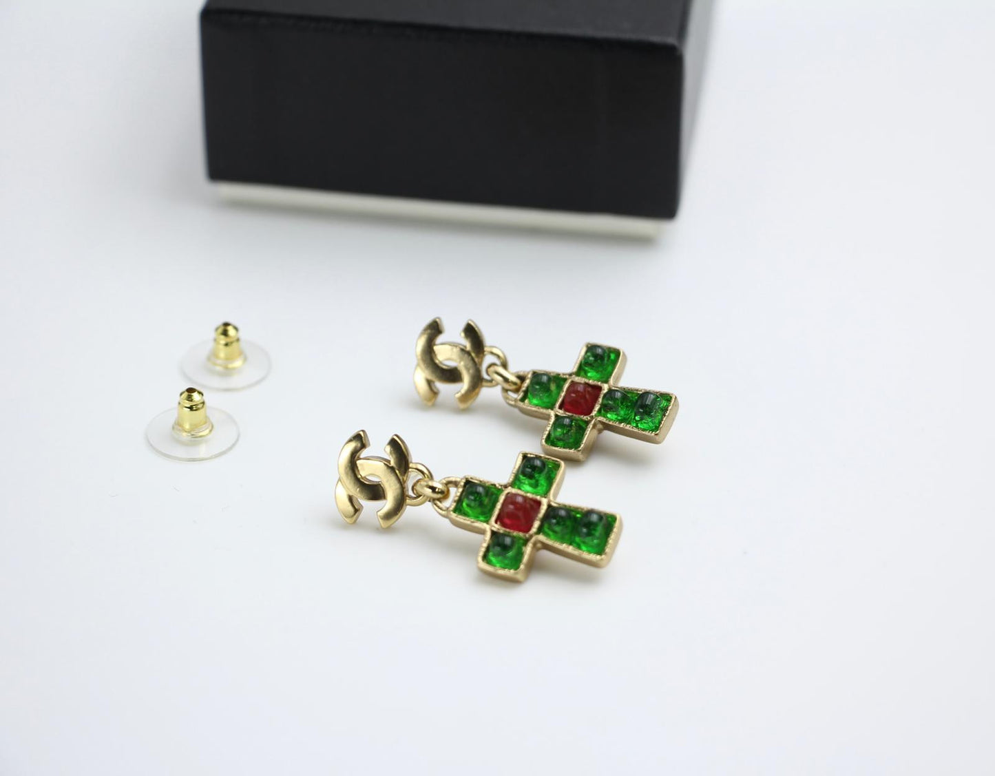 Chanel Vintage 02P Green And Red Glass Gold-Plated Cross Earrings 1