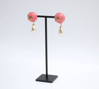 Chanel Vintage 96C Imitation Pearl Resin Rouge Pink Bean Earrings