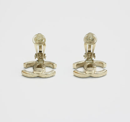 Chanel 17A Imitation Pearl White Cc Large Earrings