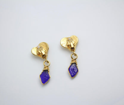 CHANEL Chanel Vintage 95P Blue Gripoix Gold Plated Heart Clip On Earrings - Onesize Fashion Jewellery - Secondhand luxury from Wararni