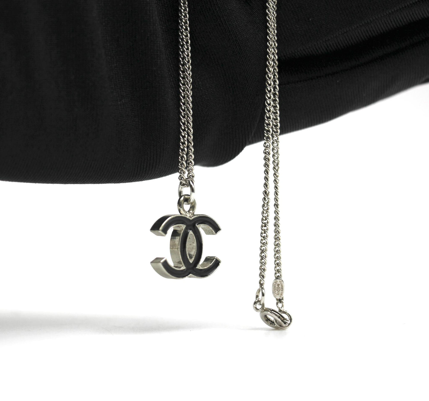 Chanel Vintage 05V Enamel Classic Black Cc Necklace