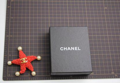 Chanel Vintage 93C Red Lava Imitation Pearls Gold Plated Brass Cc Starfish Brooc