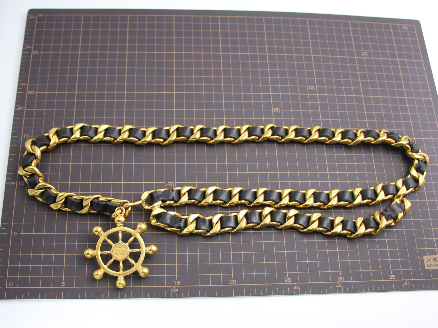 Chanel Vintage 94P Gold Plated Leather Navy Chain Waist Chain L94