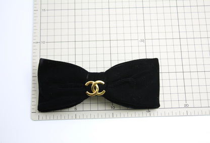 Chanel Vintage 81 85 Vintage Black Velvet Gold-Plated Bow Hairpin