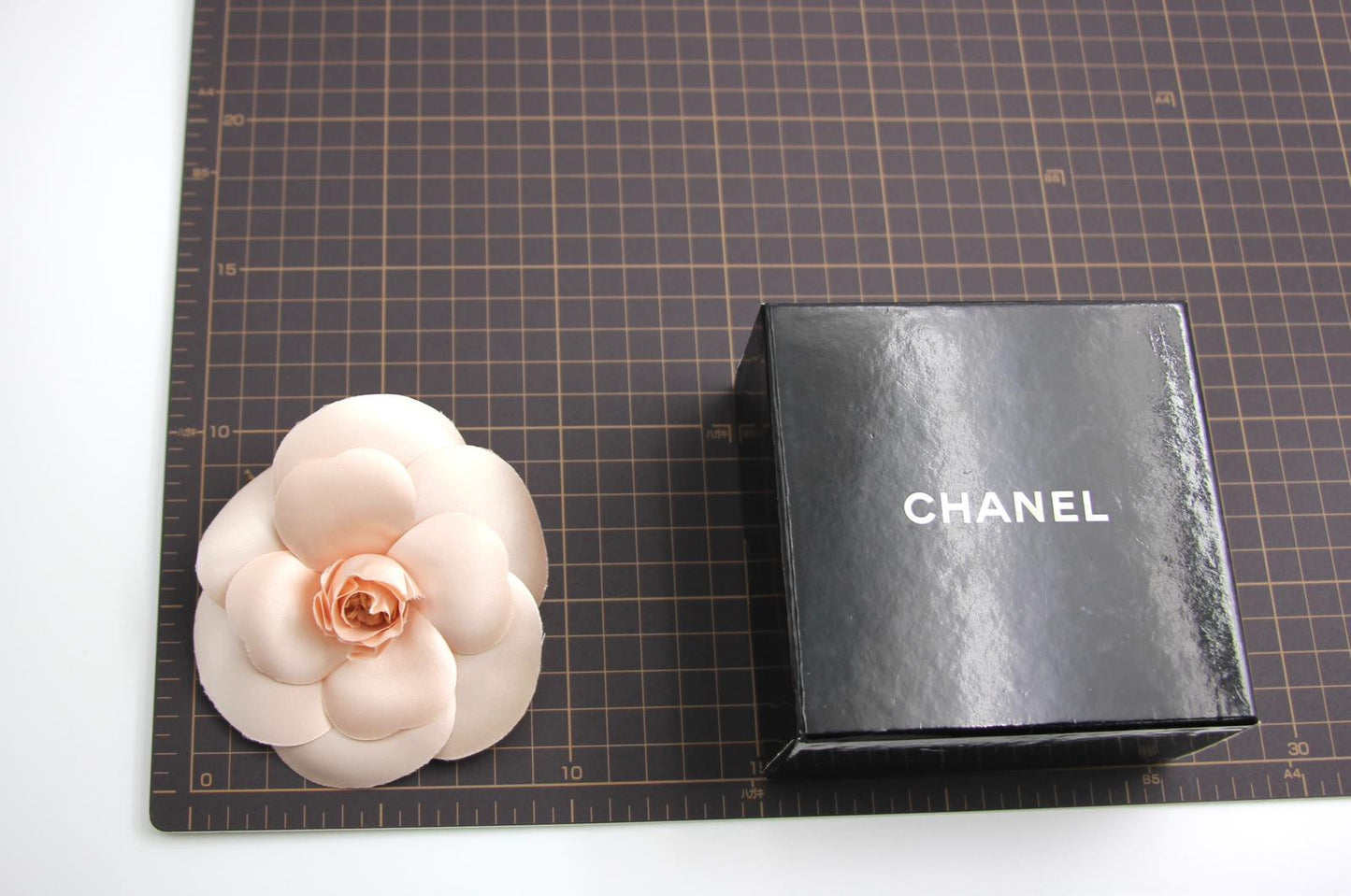 Vintage Chanel 81 85 Champagne Pink Camellia Silk Brooch