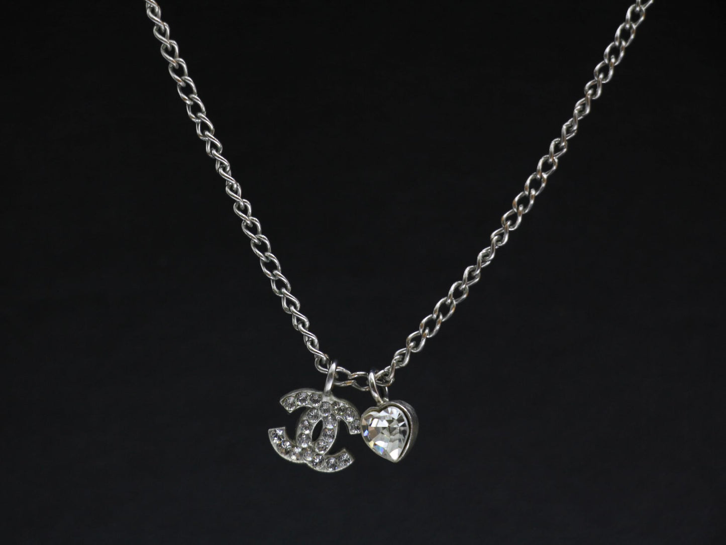 Chanel Vintage 06P Rhinestone Silver Heart-Shaped Necklace