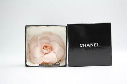 Vintage Chanel 81 85 Champagne Pink Camellia Silk Brooch