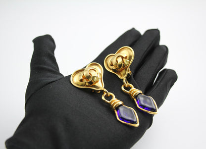 Chanel Vintage 95P Blue Gripoix Gold Plated Heart Clip On Earrings