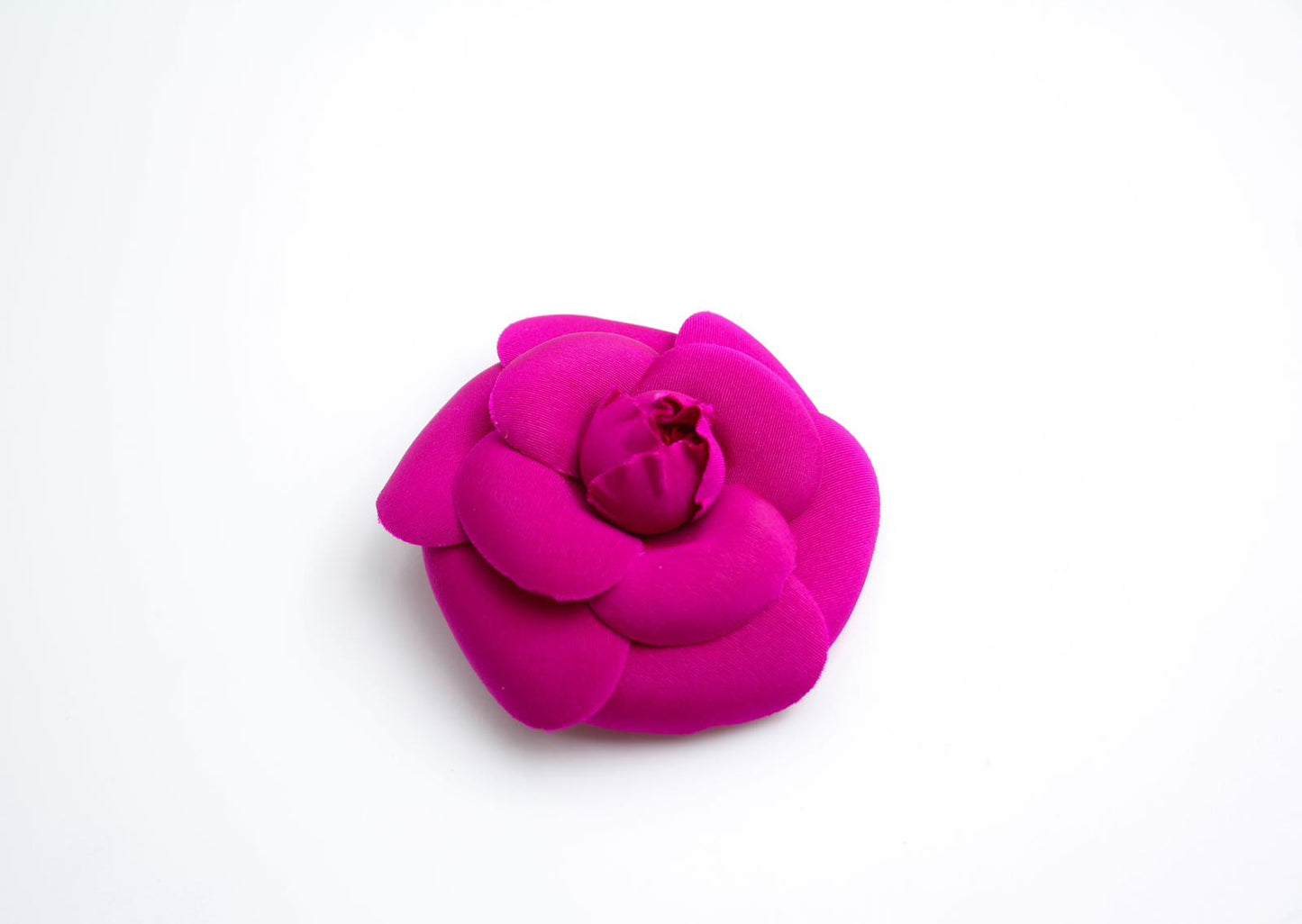 Chanel Vintage 81 85 Silk Red Camellia Brooch