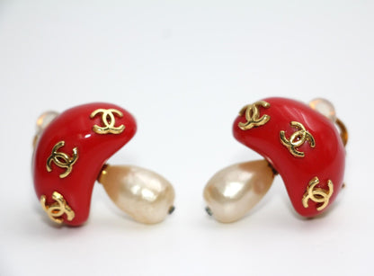 Chanel Vintage 91 Imitation Pearl Resin Red Mushroom Clip-On Earrings