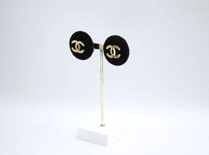 Chanel Vintage 86 Black Velvet Gold-Plated Round Large Cc Earrings