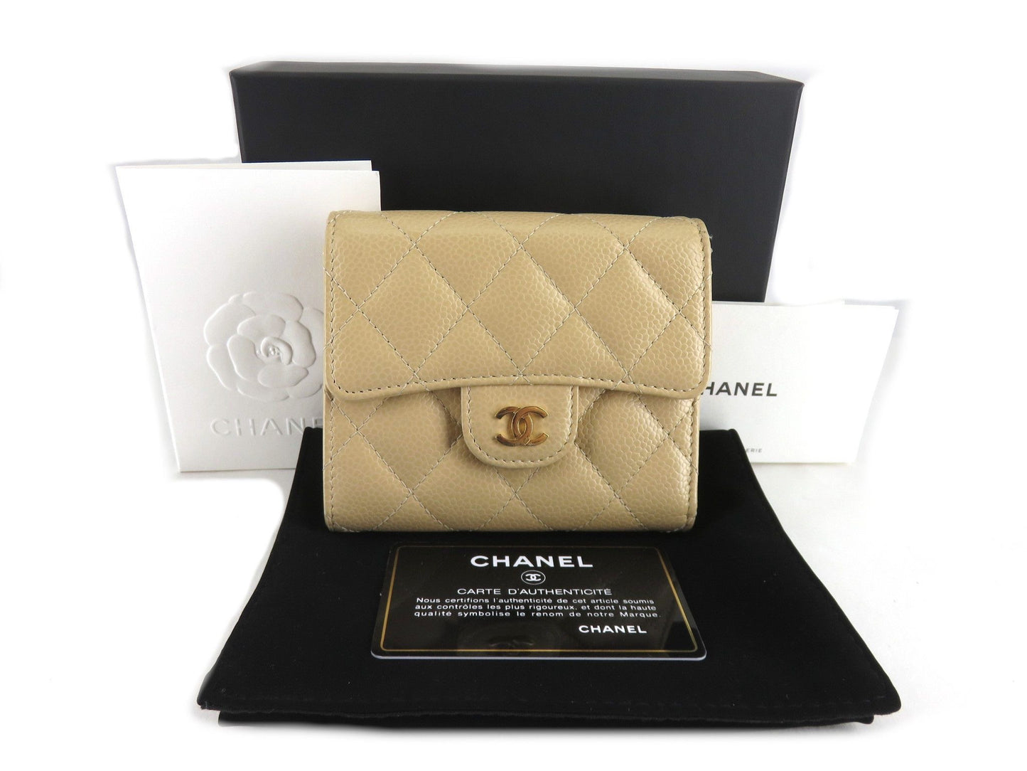 CHANEL Chanel 21-Year-Old Milk Tea Gold Buckle Caviar Cowhide Classic Three-Fold Short Clip - Onesize Accessories - Used fashion item from Wararni