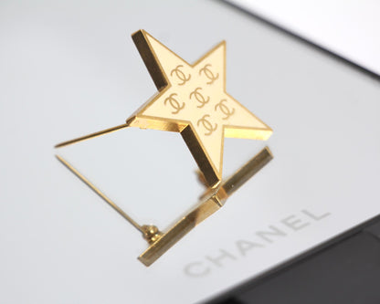 Chanel Vintage 01P Metal Yellow Star Brooch