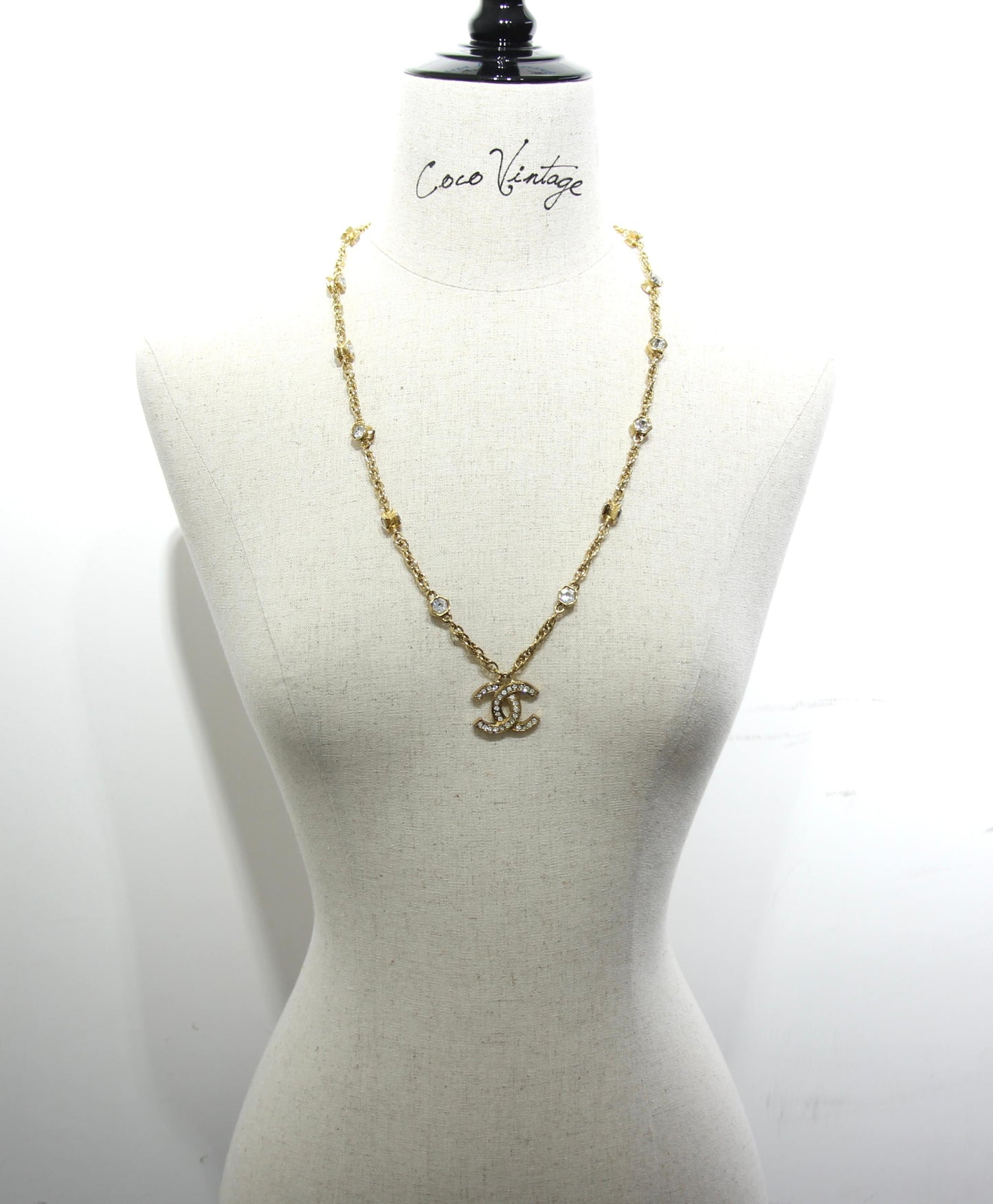 Chanel Vintage 71 80 Years Multi-Grain Rhinestone Double-Sided Rhinestone Double C Long Necklace