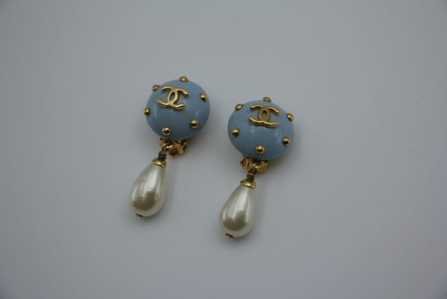 CHANEL Chanel Blue Earrings - Onesize Fashion Jewellery - Vintage fashion from Wararni