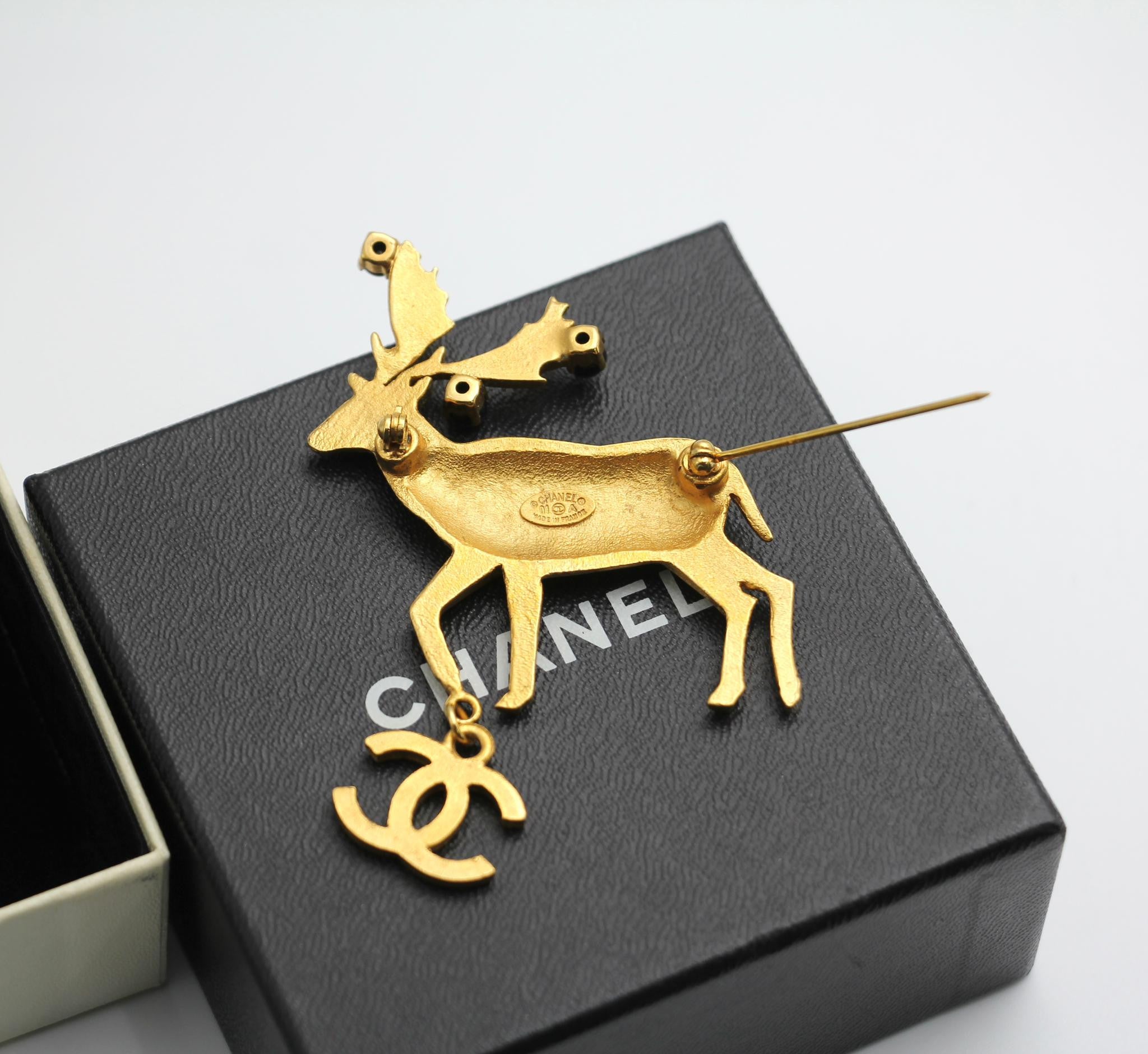 Chanel Vintage 01A Rhinestone Deer Cc Brooch – Wararni.com