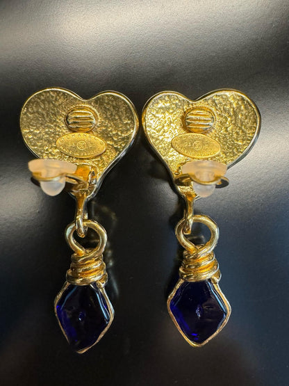 Chanel Vintage 95P Blue Gripoix Gold Plated Heart Clip On Earrings